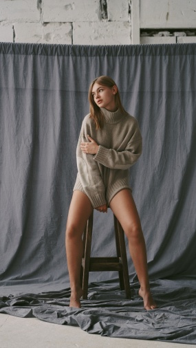 欧美棚拍性感优优人体图片